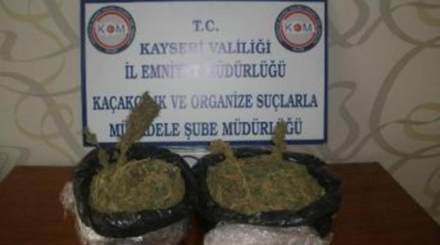 Yolcu Otobüsünde Esrar Bulundu