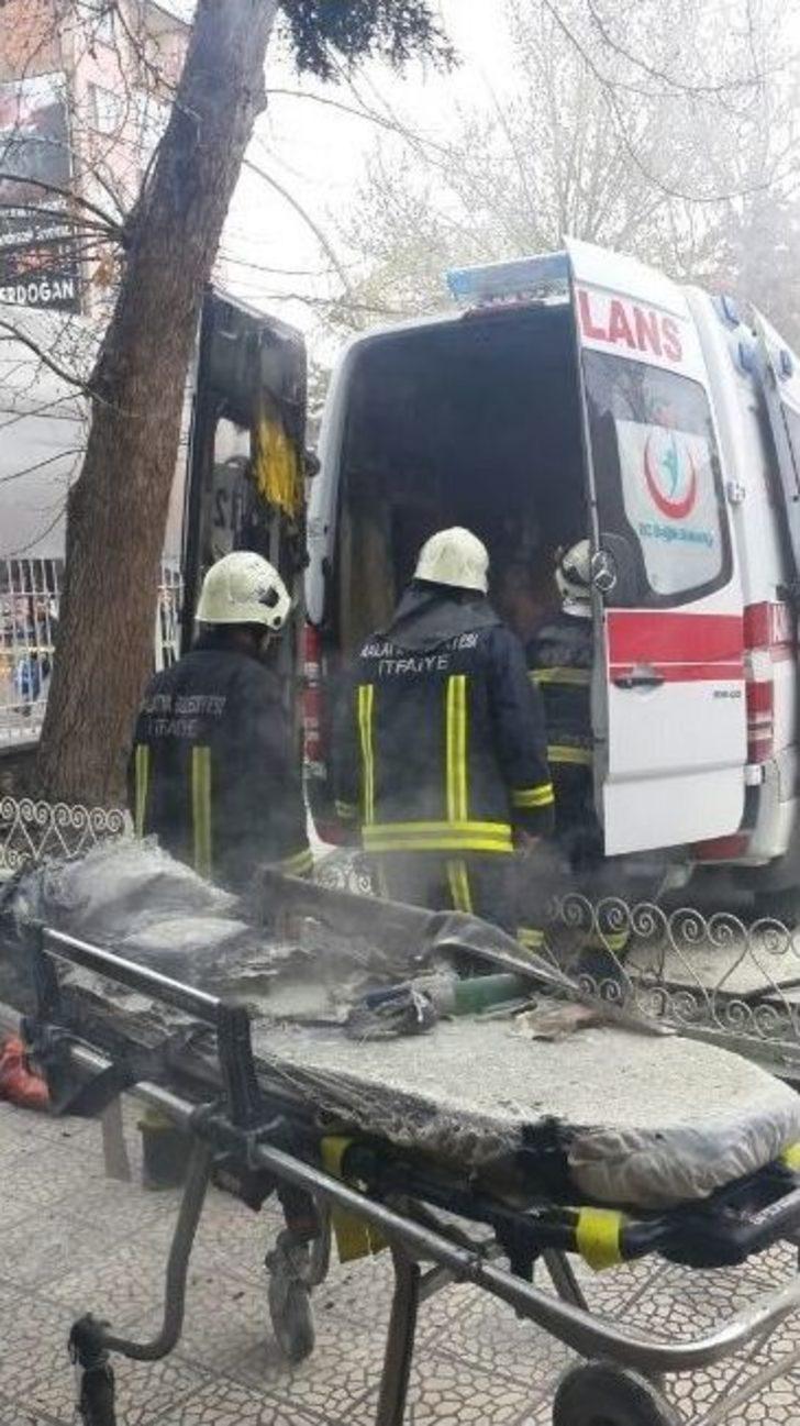 Malatya’da Ambulansta Korkutan Yangın G5