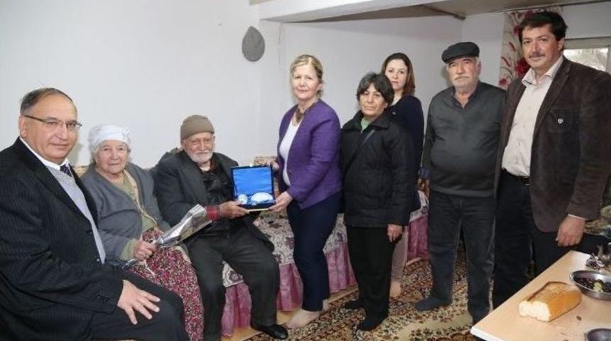 Efeler Belediyesi Yaşlıları Unutmadı