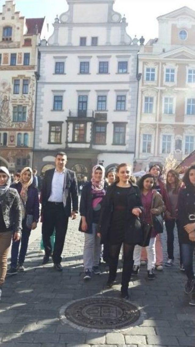 Edremitli Öğrenciler Avrupa’da