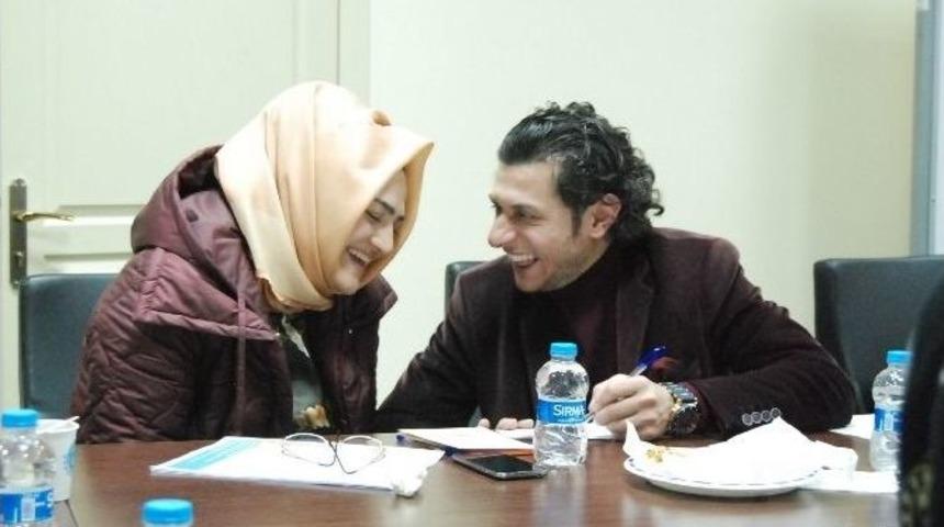 Huzurlu Yuvalar İ&ccedil;in: &rsquo;aile Akademisi&rsquo;