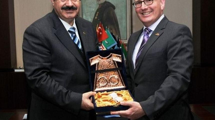 Almanya Ankara B&uuml;y&uuml;kel&ccedil;iliği M&uuml;steşarı Gso&rsquo;da