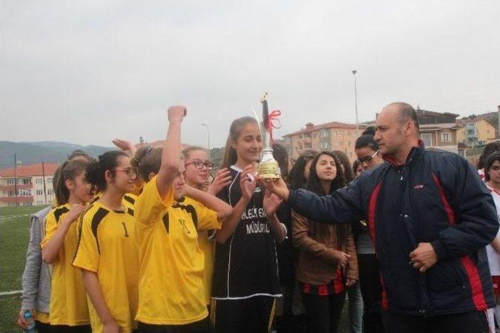 Bilecik’te Ortaokullar Arası Yıldız Bayanlar Futbol Turnuvası G3