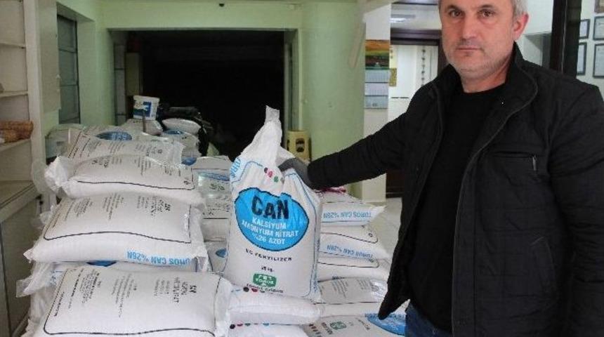 Esnafın Y&uuml;z&uuml; G&uuml;bre Satışı İle G&uuml;ld&uuml;