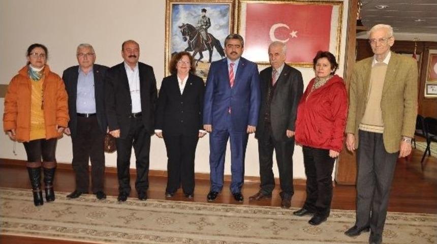 Emekli Ve Yaşlı Sorunları Meclisi Başkan Alıcık&rsquo;ı Ziyaret Etti