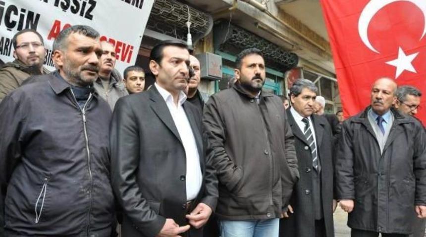 5 Yıldır Para Alamayan Sulama Birliği Iş&ccedil;ileri A&ccedil;lık Grevine Başladı