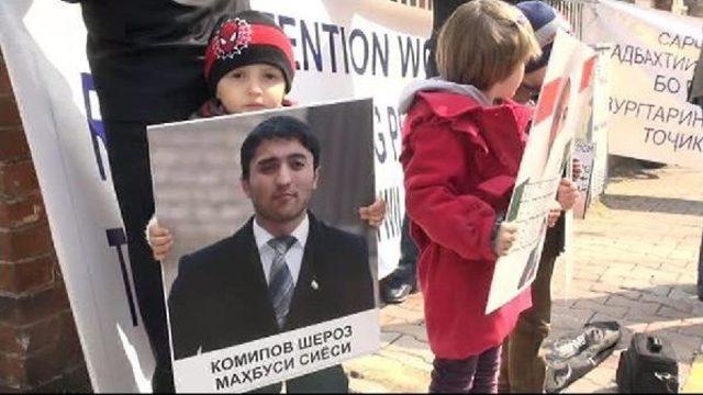 Tacikistan Başkonsolosluğu Önünde Kuvatov Protestosu