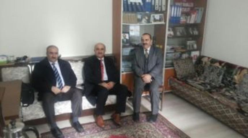 Ak Parti Kayseri Milletvekili Aday Adayı Rıfat Yıldırım&rsquo;dan Muhtarlar Derneği&rsquo;ne Ziyaret