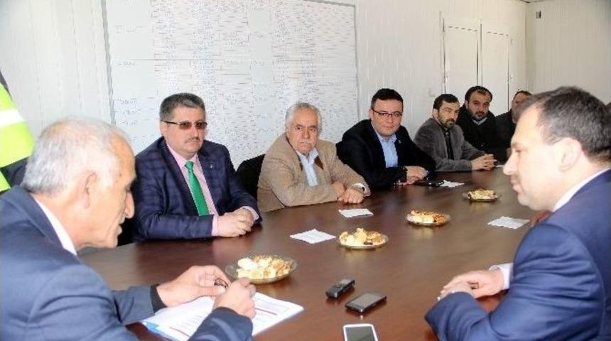 Ak Partililer, Yeni Devlet Hastanesi İnşaatını Ziyaret Etti