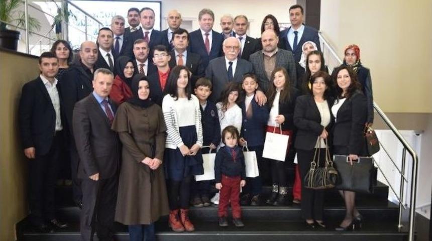 Elif, &rsquo;hayalim&rsquo;deki T&uuml;rkiye&rsquo;yi &Ccedil;izdi