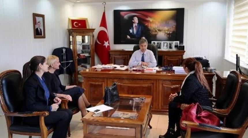T&uuml;rk Amerika İş Kadınları Derneği&rsquo;nden Kaymakam Hamza Erkal&rsquo;a Ziyaret