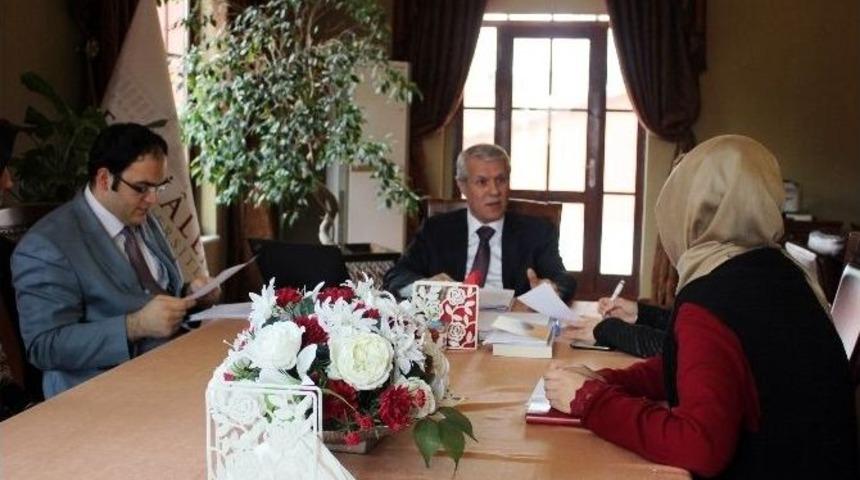 "aile Yapısı" &Uuml;niversite M&uuml;fredatında