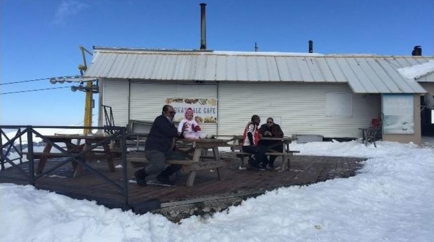 Uludağ Arap Turistlere Kaldı