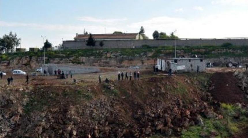 Turkey Shells Syria After Rocket Damages Military Base