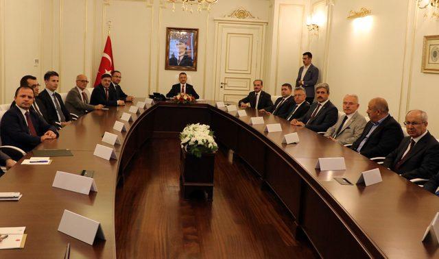 Cumhurbaşkanı Yardımcısı Oktay: Türkiye önündeki engelleri daha hızla aşacak