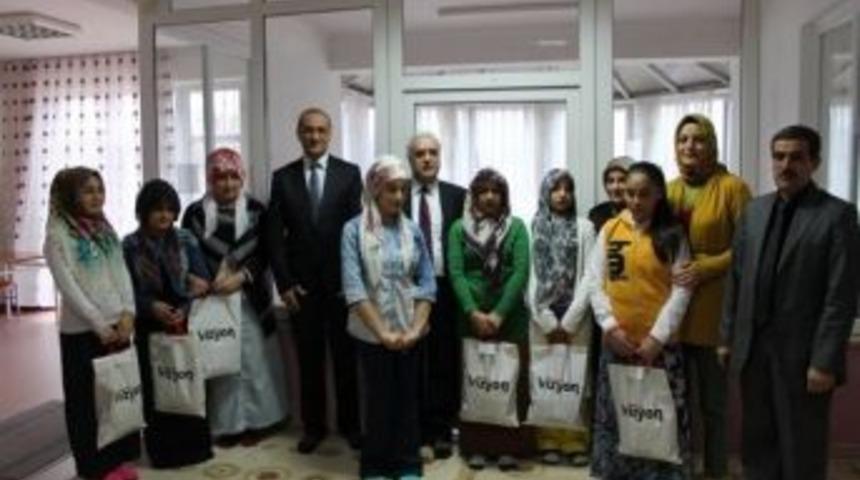 M&uuml;ft&uuml;den Sevgi Evlerine Ziyaret