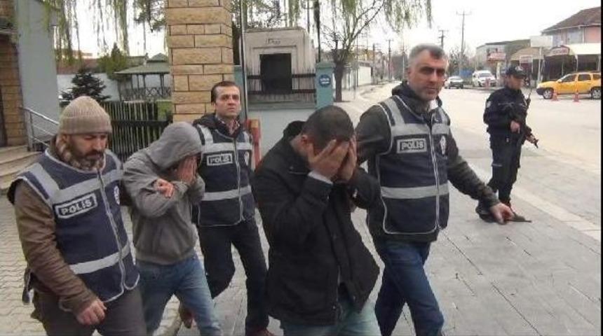 Kasa Soyan 3 Ş&uuml;pheli Tutuklandı