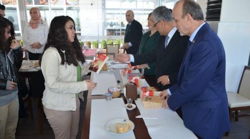 &Ouml;zt&uuml;rk&rsquo;ten Emeği Ge&ccedil;enlere Teşekk&uuml;r