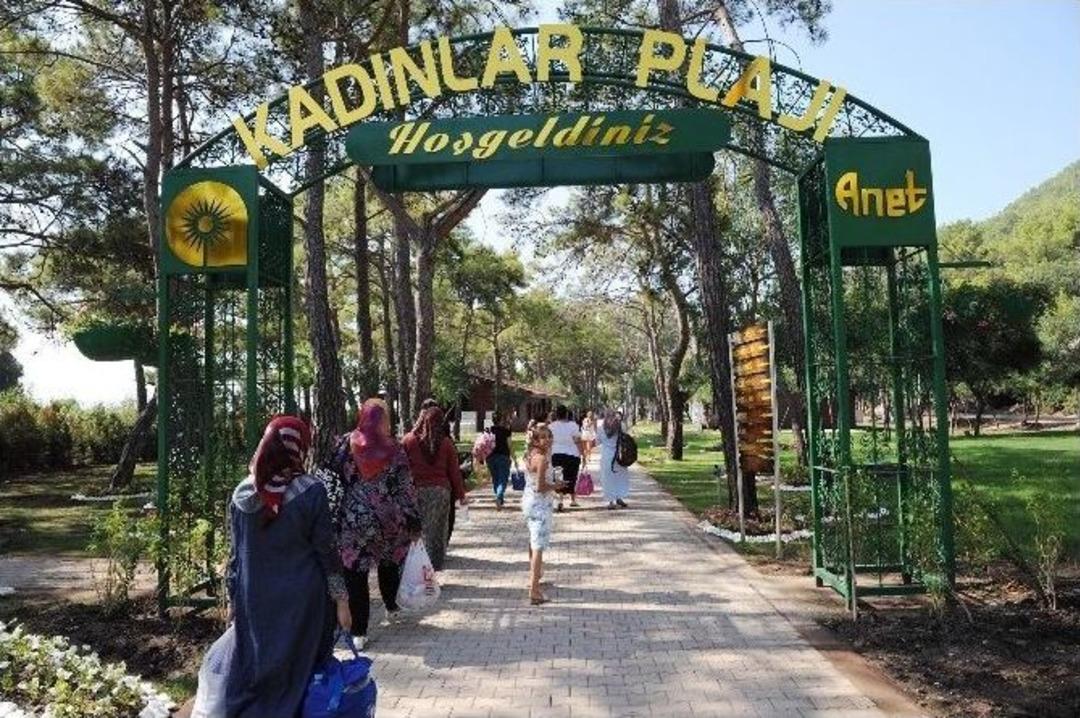 Antalyalı Kadınlar Yaz Sezonuna Vip Plaj Hizmetiyle Girecek