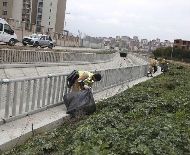 Sultanbeyli’de Bahar Temizliği Başladı