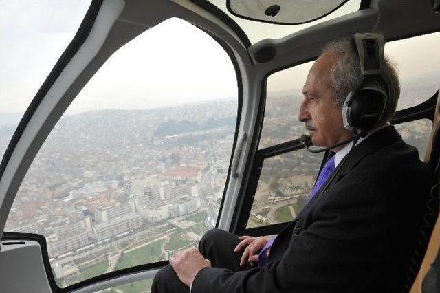 Kılı&ccedil;daroğlu, İzmir&rsquo;i Havadan İnceledi 1