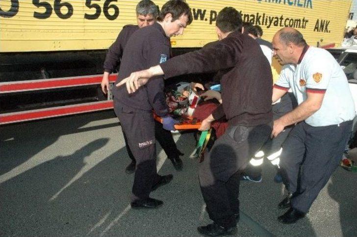 Ankara’da İki Otomobil Kamyona Çarptı: 2 G2