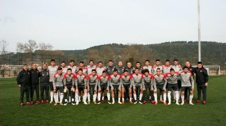 &Uuml;mit Milli Futbol Takımı, Danimarka Ma&ccedil;ı Hazırlıklarını S&uuml;rd&uuml;rd&uuml;