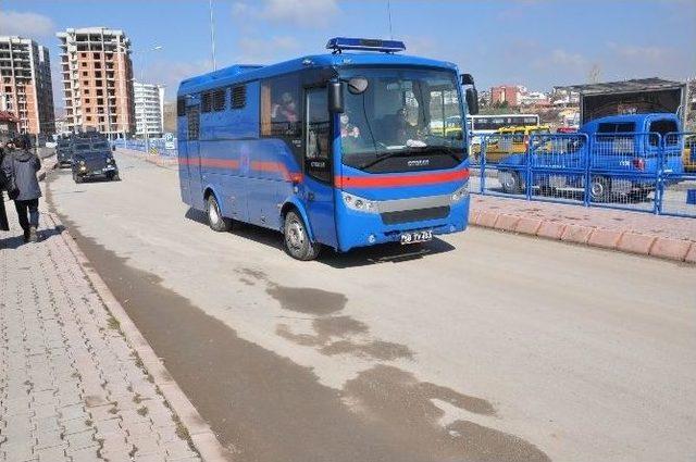 Diyarbakır’daki 8 Ölümlü Silahlı Kavgaya İlişkin Dava Sivas’ta Görüldü