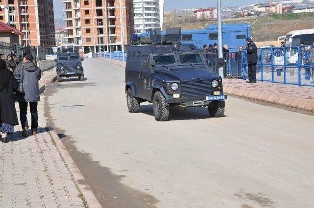 Diyarbakır’daki 8 Ölümlü Silahlı Kavgaya İlişkin Dava Sivas’ta Görüldü