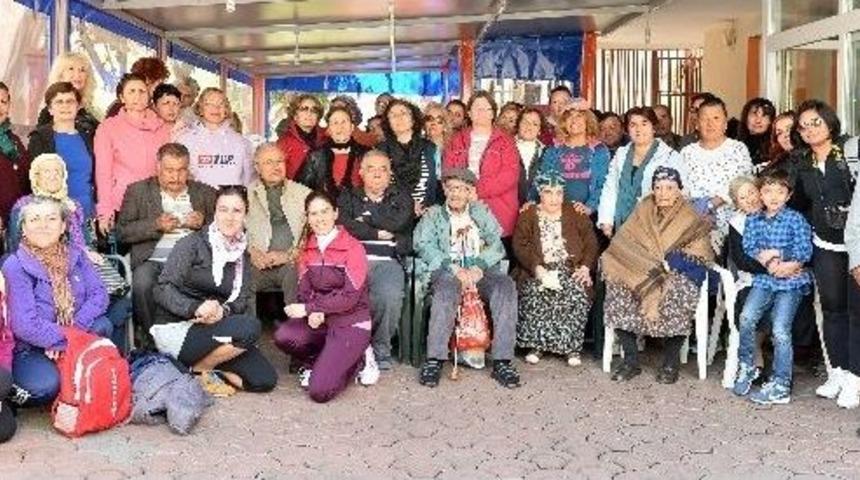 Huzurevi Sakinlerine Ziyaret