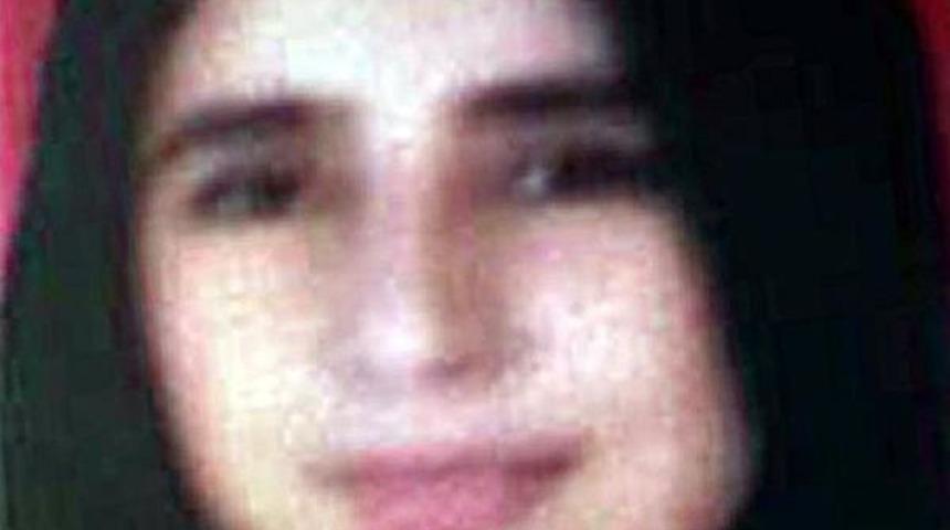 Kırmızıda Ge&ccedil;en Halk Otob&uuml;s&uuml; &Uuml;niversiteli Kızı &Ouml;ld&uuml;rd&uuml;