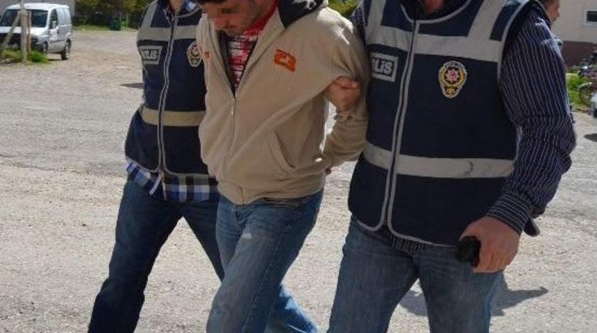 Hayat Kadınıyla Birlikte Olabilmek İ&ccedil;in Kuyumcu Soymaya Kalkışmıştı