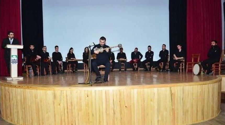 T&uuml;rk Musikisi &Ccedil;algıları Fo&ccedil;alı &Ouml;ğrencilere Tanıtıldı