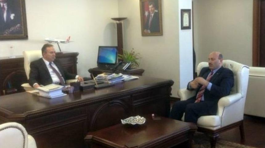 T&uuml;rkyılmaz Ziyaretlerini S&uuml;rd&uuml;r&uuml;yor