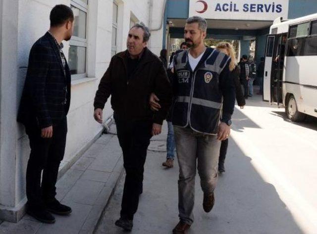 Mersin'de  34 Belediyeci Adliyeye Sevk Edildi, Başkan Aranıyor