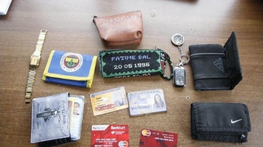 Otob&uuml;slerde Unutulan Eşyalar G&uuml;vende