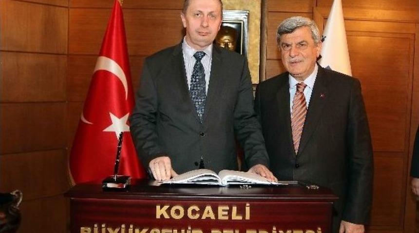 Başkan Karaosmanoğlu, Belarus Sanayi Bakanı&rsquo;nı Ağırladı