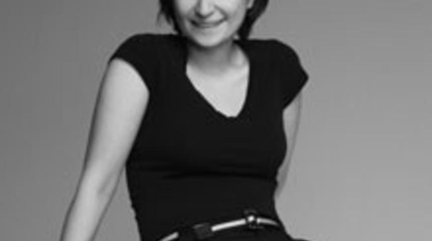 İdil Tarzi 2009 Yaz Trendlerini Anlatacak