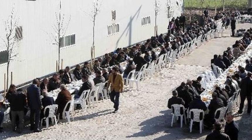 Başkan Karaosmanoğlu, Karla Mücadele Eden Personeli Tebrik Etti