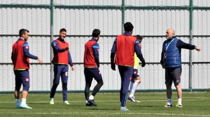 Çaykur Rizespor'da Fenerbahçe Mesaisi Başladı