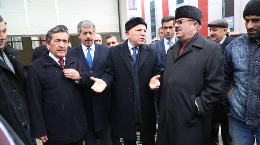 Erzurum B&uuml;y&uuml;kşehir&rsquo;den Suriyeli Misafirlere Yardım Tırı