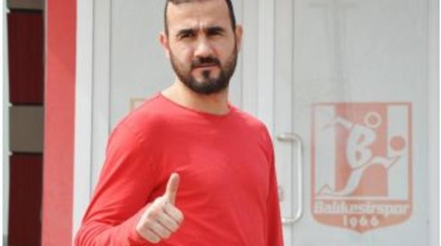 G&ouml;khan &Uuml;nal 100&rsquo;ler Kul&uuml;b&uuml; İ&ccedil;in G&uuml;n Sayıyor