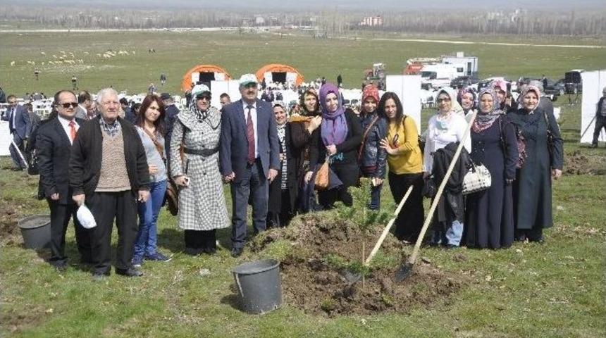 Afyonkarahisar&rsquo;da &ldquo;bereket Ormanı&rdquo; Kuruldu