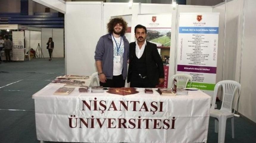 Nişantaşı &Uuml;niversitesi &Ouml;ğrencilerin Bursuna Burs Katıyor