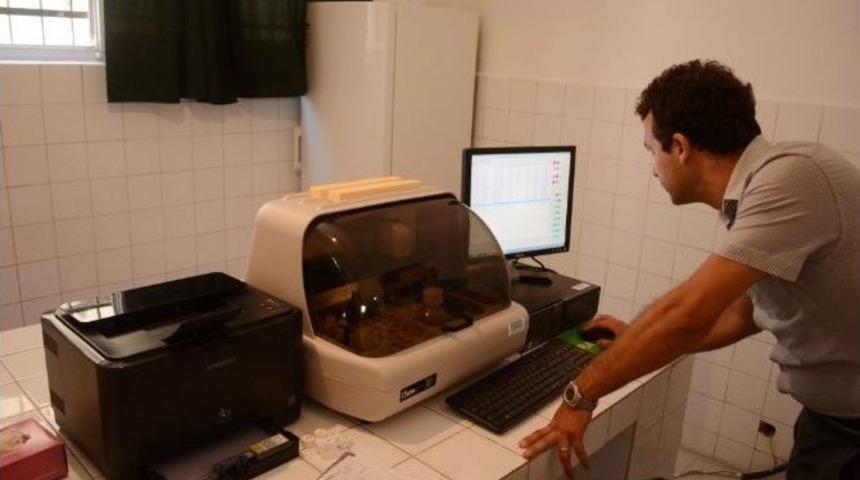 Arnavutluk&rsquo;ta Sağlık Merkezine Tıbbi Cihaz Desteği