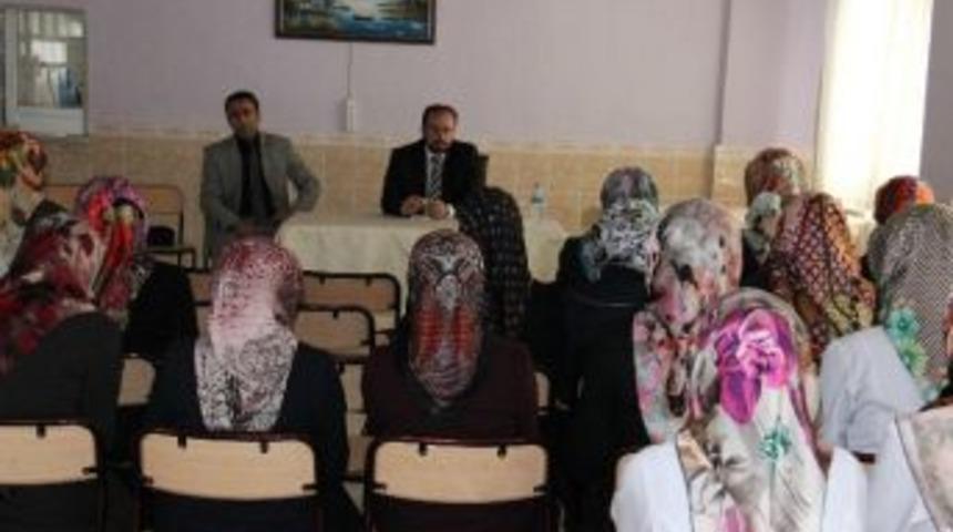 İl M&uuml;ft&uuml; Vekili B&uuml;y&uuml;k: &ldquo;din Eğitiminde Başarı İ&ccedil;in Adanmışlık Ve Fedak&acirc;rlık Gerekir&rdquo;