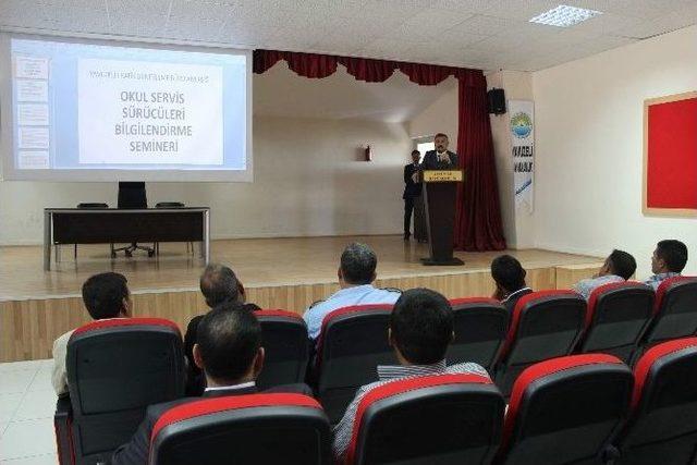 Öğrenci Servisleri Sürücülerine Seminer