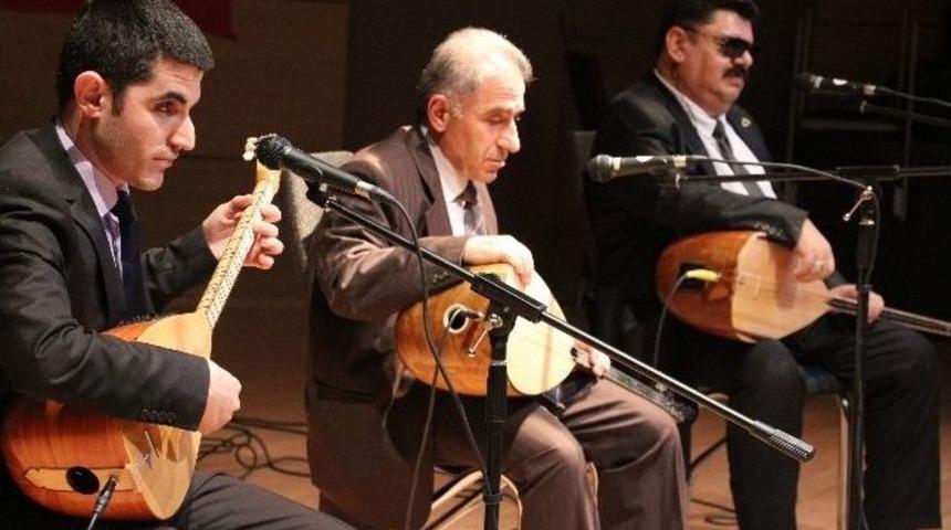 G&ouml;rme Engelli Aşıklardan Aşık Veysel Konseri