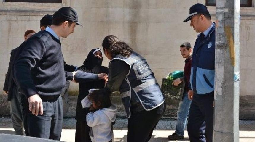 Polis Ve Zabıtadan Dilenci Operasyonu