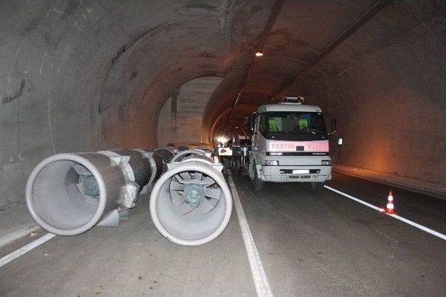 Amasra Tüneli’nin Fanları Takılıyor